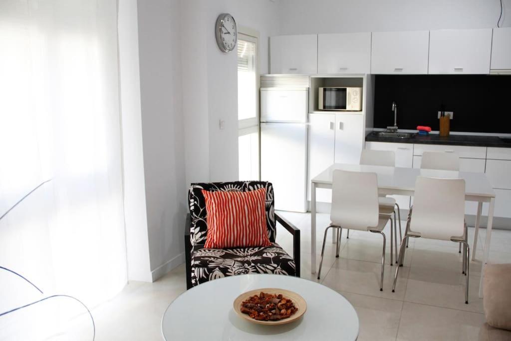 Cosy Apartment / Literally At The Foot Of Alhambra 그라나다 외부 사진